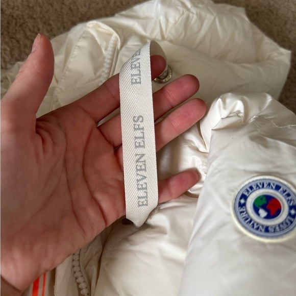 Eleven Elf’s- Ivory Ivy Short Vegan Down Puffer Hooded Zip Up Jacket - Picture 7 of 10